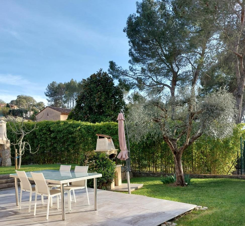 Gite Les Pins Climatise Piscine Chauffee Jardin Peymeinade Dış mekan fotoğraf
