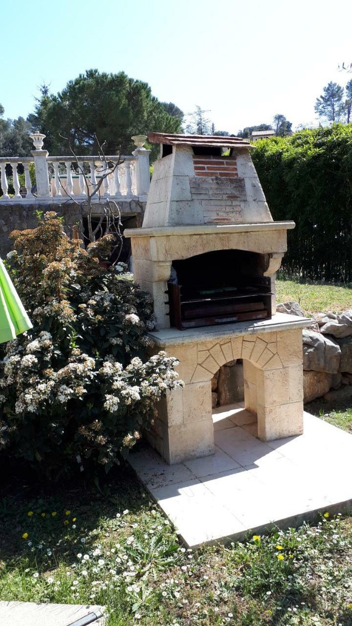 Gite Les Pins Climatise Piscine Chauffee Jardin Peymeinade Dış mekan fotoğraf